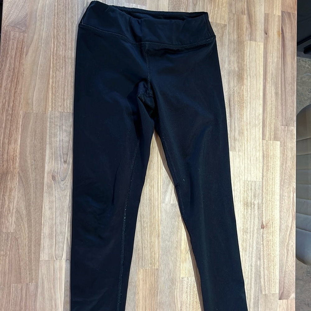 Girls black leggings size small (7/8)